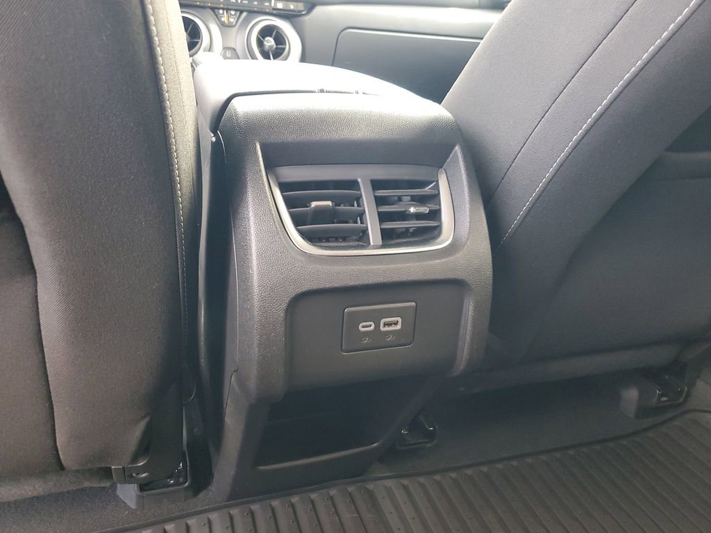 Used 2024 Chevrolet Blazer LT FWD image 11