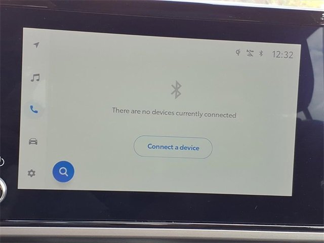 Used 2025 Toyota Camry SE image 9