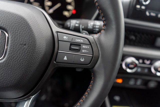 Used 2025 Honda CR-V Sport-L image 16