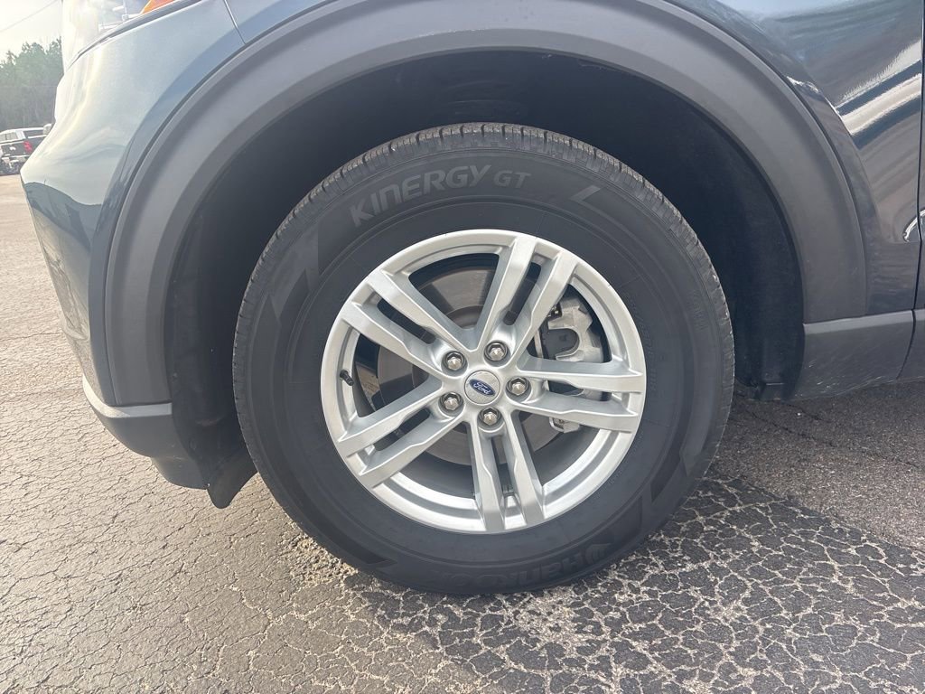 Used 2022 Ford Explorer XLT image 9