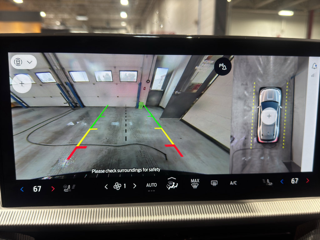 Used 2025 Ford Explorer ST image 30