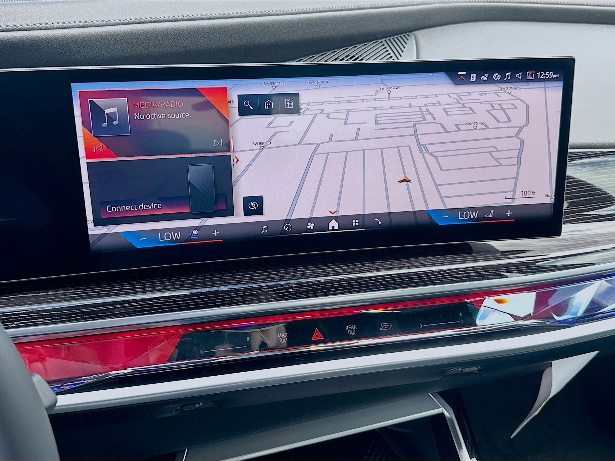 New 2026 BMW 750e xDrive w/ Executive Package image 10