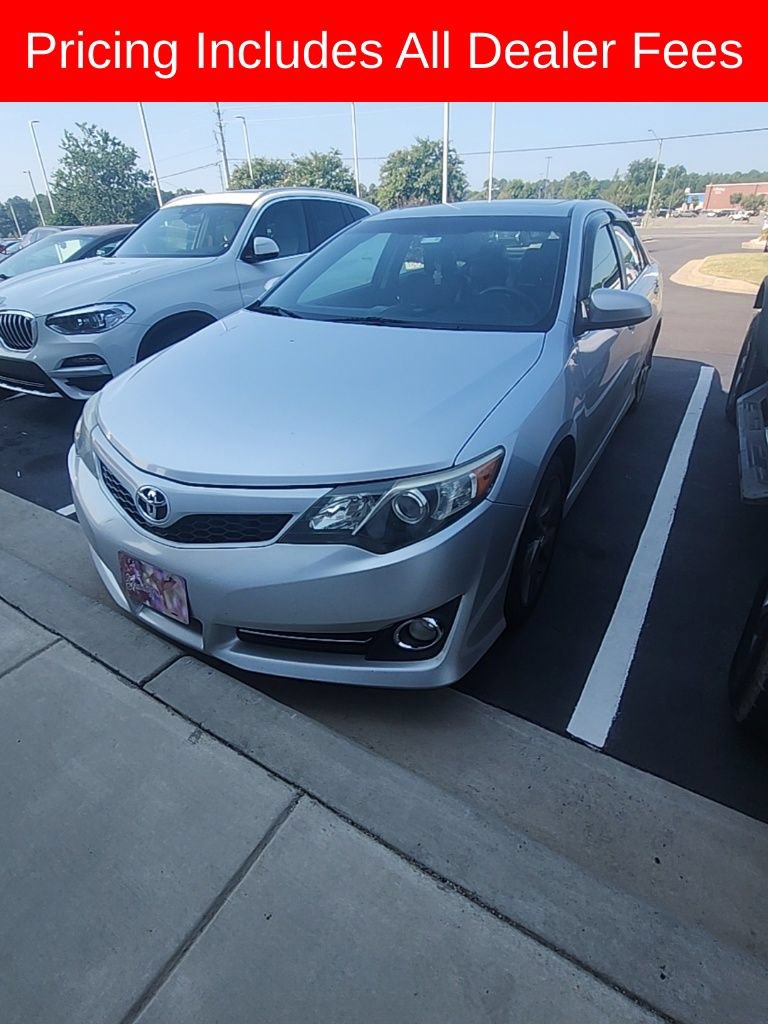 Used 2012 Toyota Camry SE w/ Leather Pkg FWD image 1
