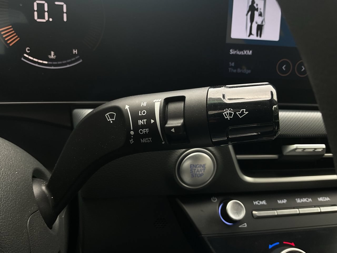 Certified 2025 Hyundai Sonata SEL FWD image 36
