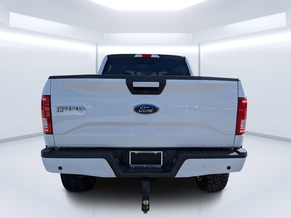 Used 2017 Ford F150 XLT w/ Equipment Group 302A Luxury image 4