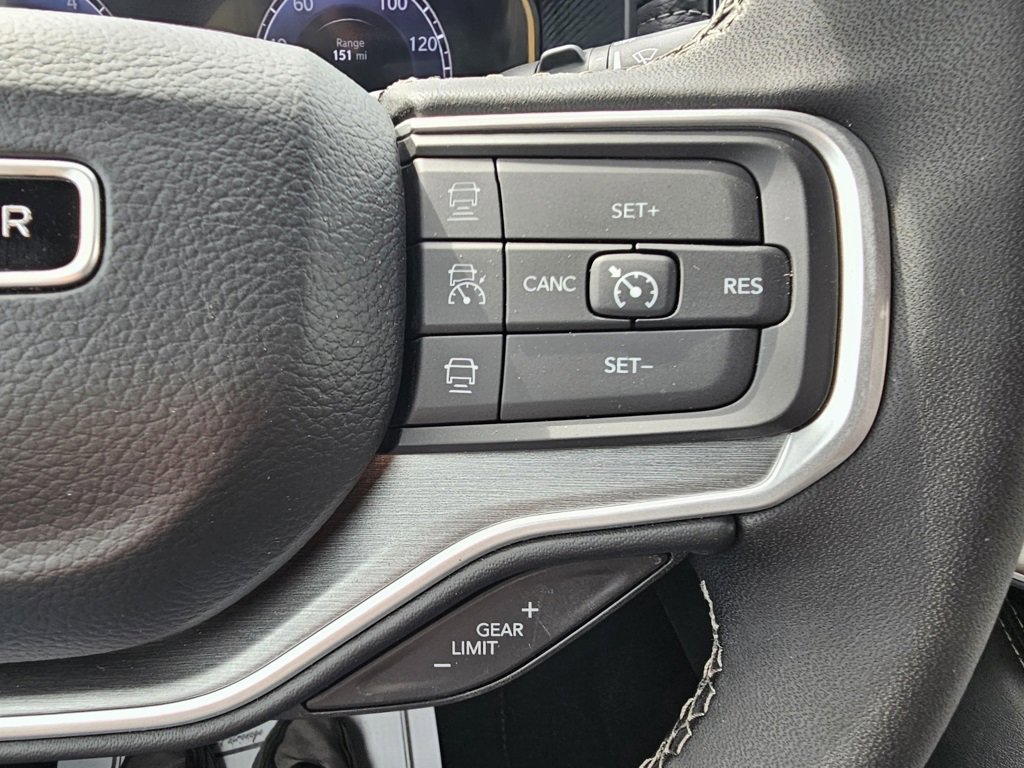 New 2025 Jeep Wagoneer Series II w/ Convenience Group I image 23