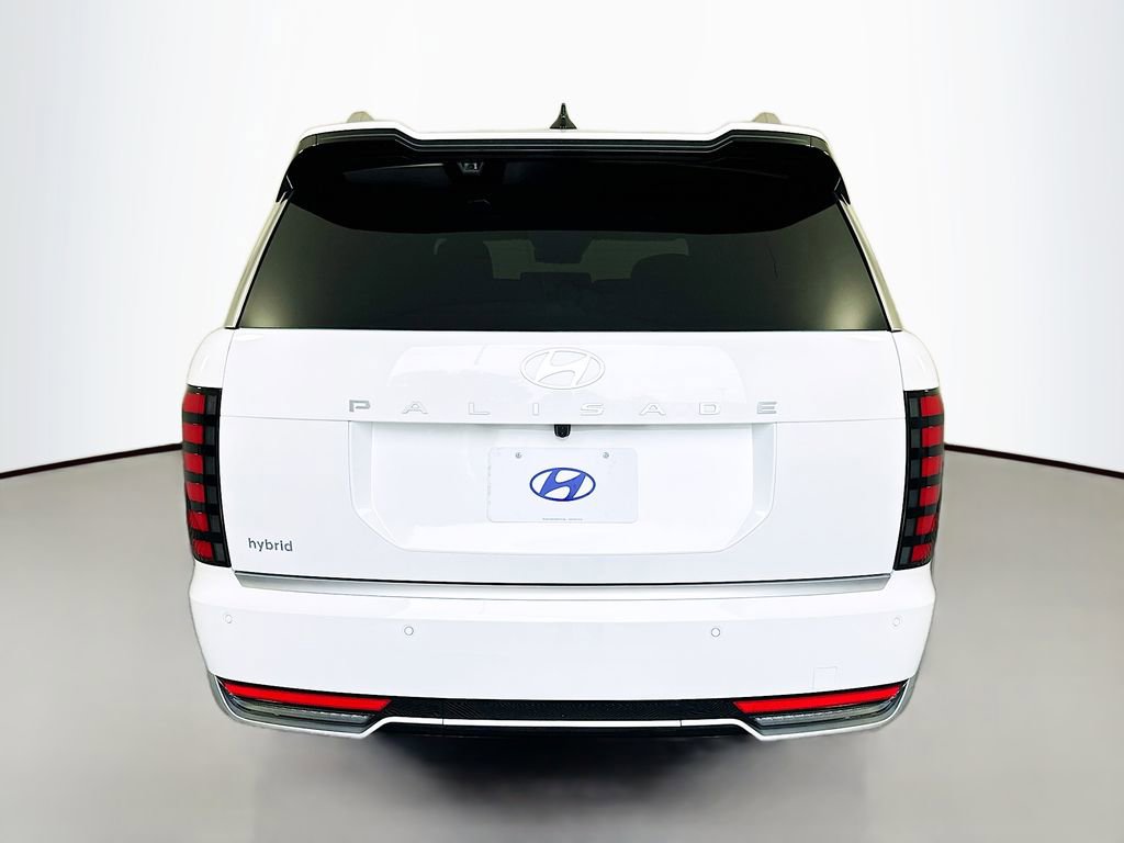 Certified 2026 Hyundai Palisade Calligraphy FWD image 6