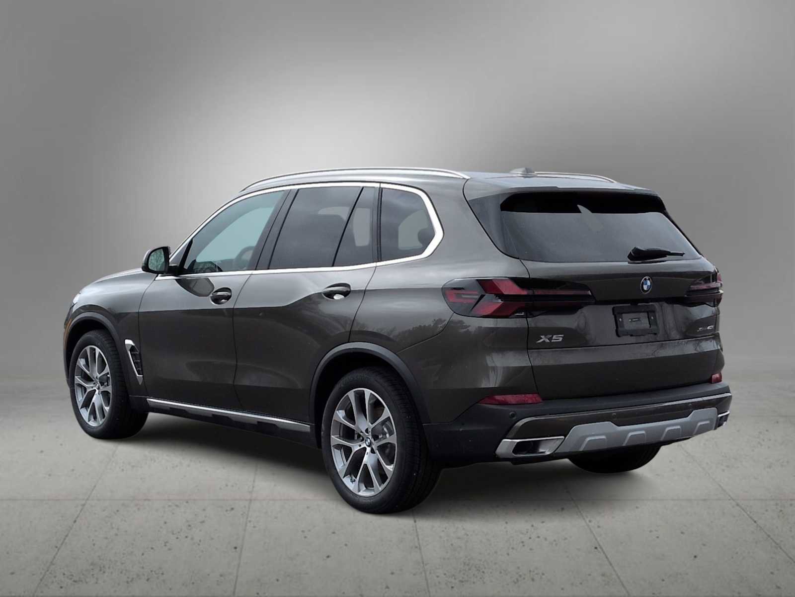 Used 2026 BMW X5 xDrive40i AWD/4WD image 6