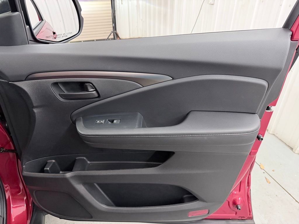 Used 2023 Honda Passport EX-L image 42