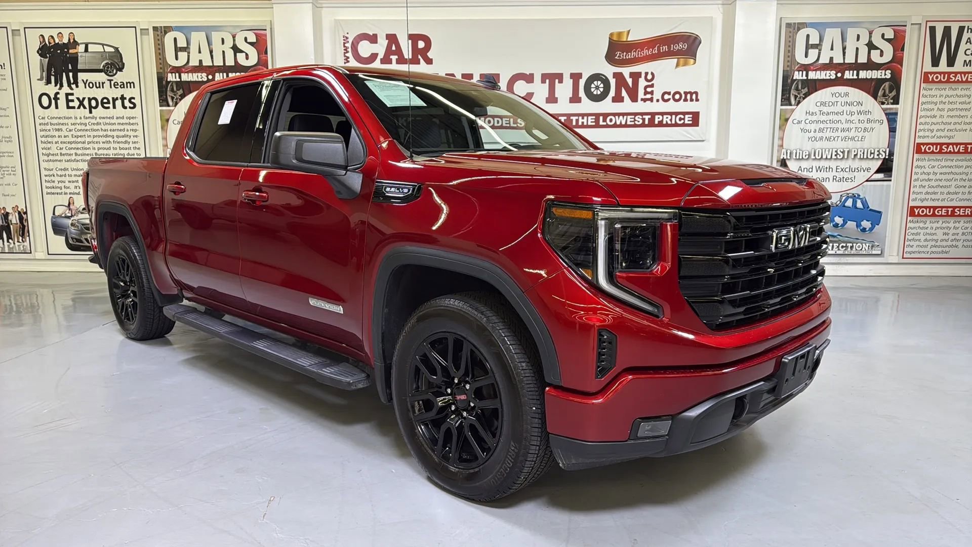 Used 2024 GMC Sierra 1500 Elevation w/ LPO, Elevation Black Package image 2
