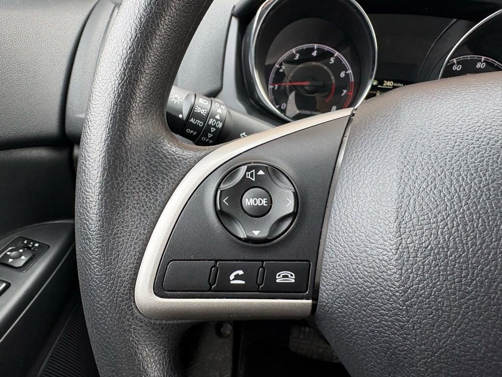 Used 2025 Mitsubishi Outlander Sport ES image 25