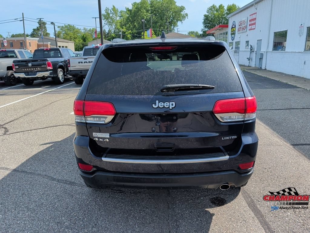 Used 2018 Jeep Grand Cherokee Limited AWD/4WD image 9