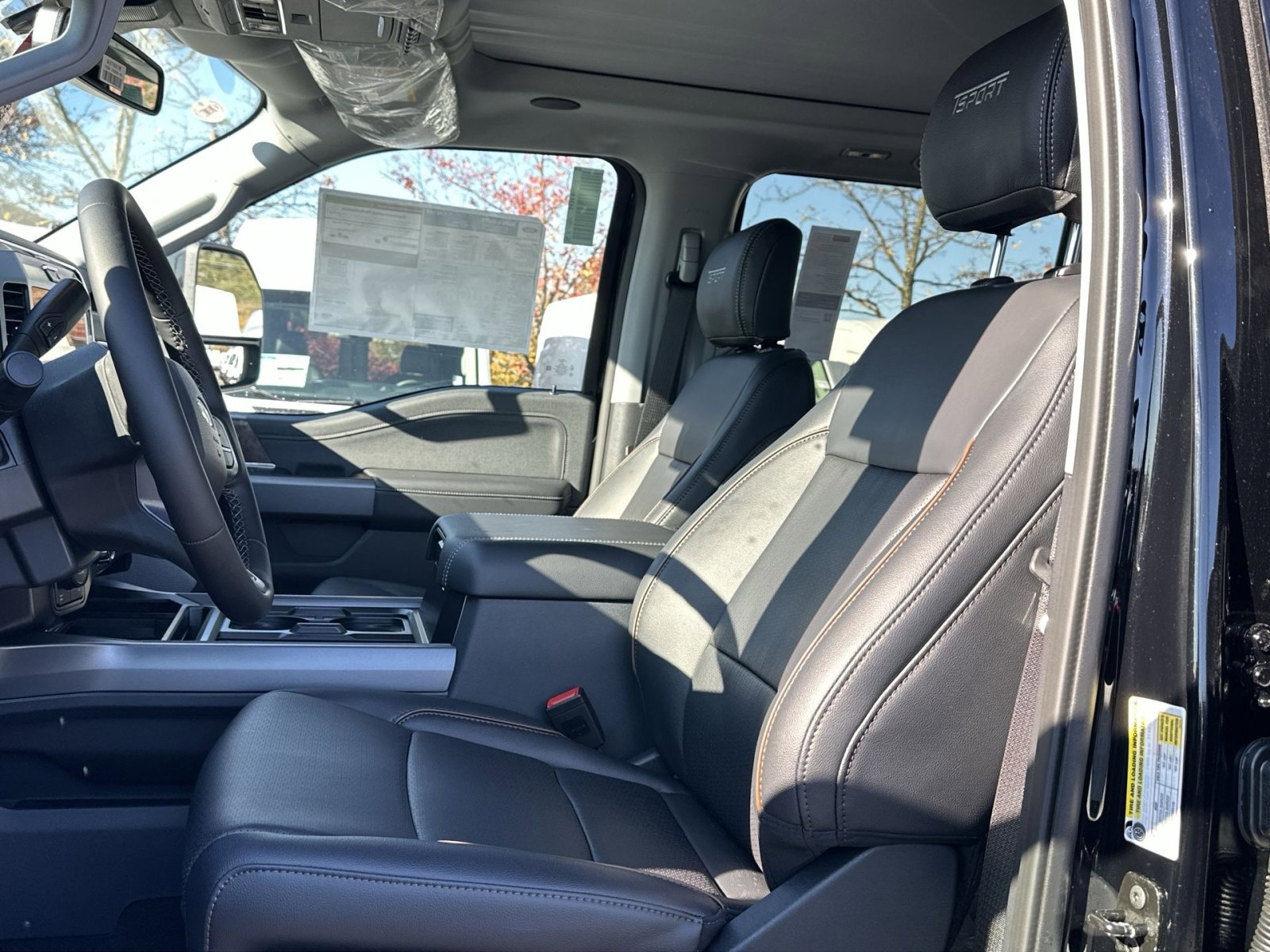 New 2026 Ford F250 Lariat w/ Black Appearance Package image 13