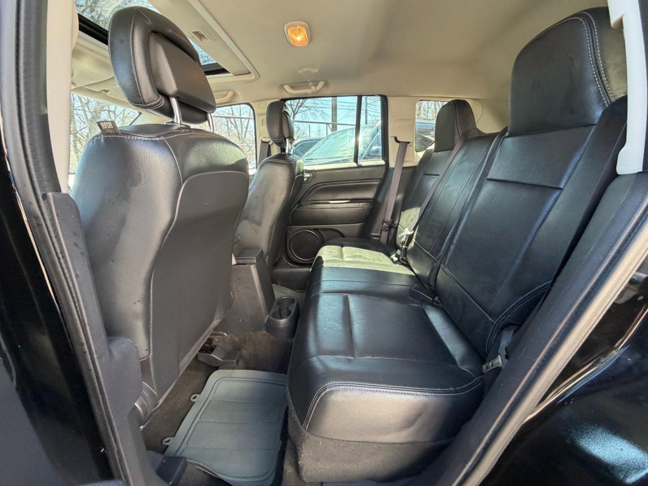 Used 2016 Jeep Compass High Altitude image 23