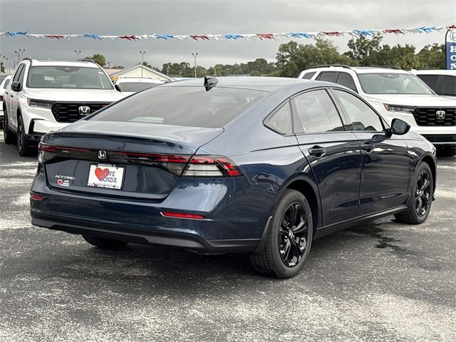 New 2025 Honda Accord SE image 5