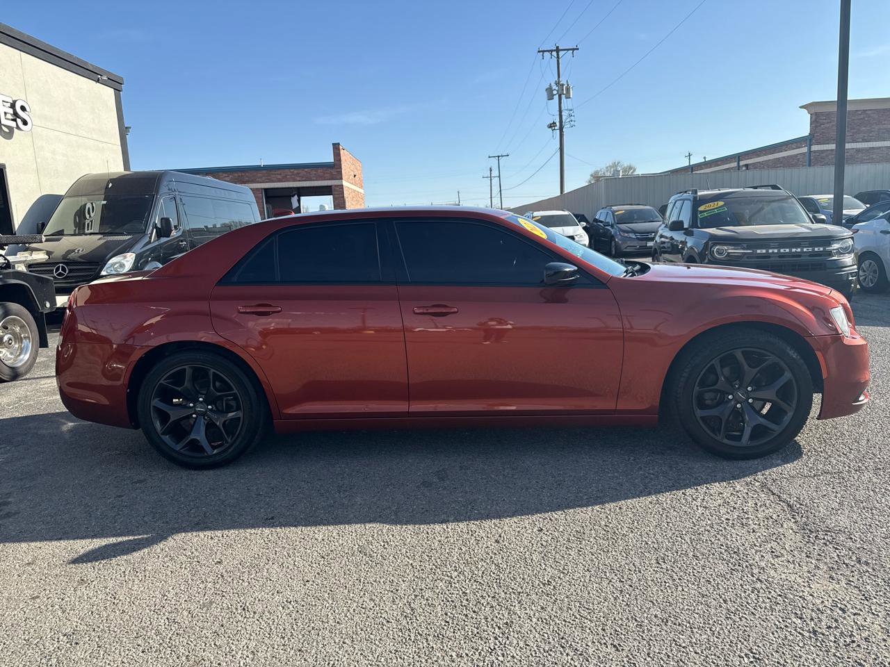 Used 2021 Chrysler 300 Touring w/ Sport Appearance Package image 5