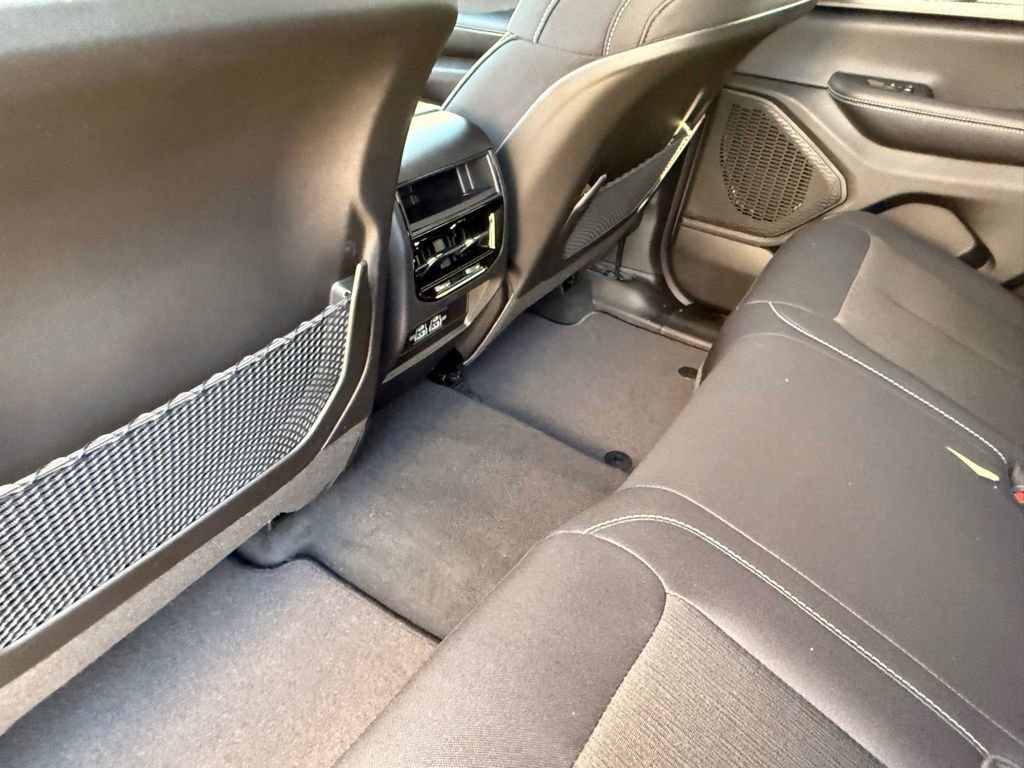 New 2026 Jeep Grand Cherokee Laredo image 25