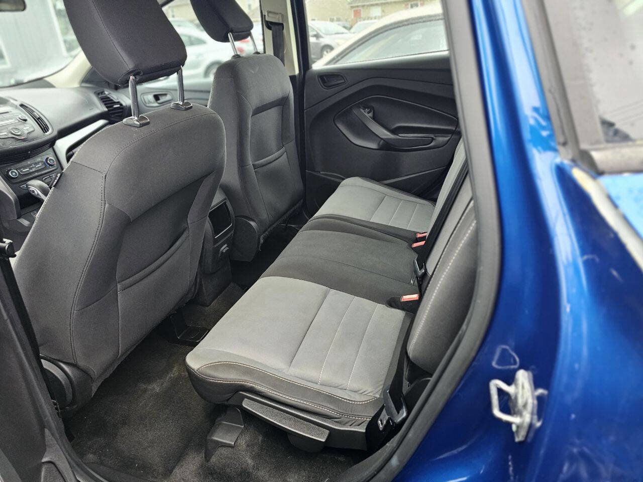Used 2018 Ford Escape S image 17