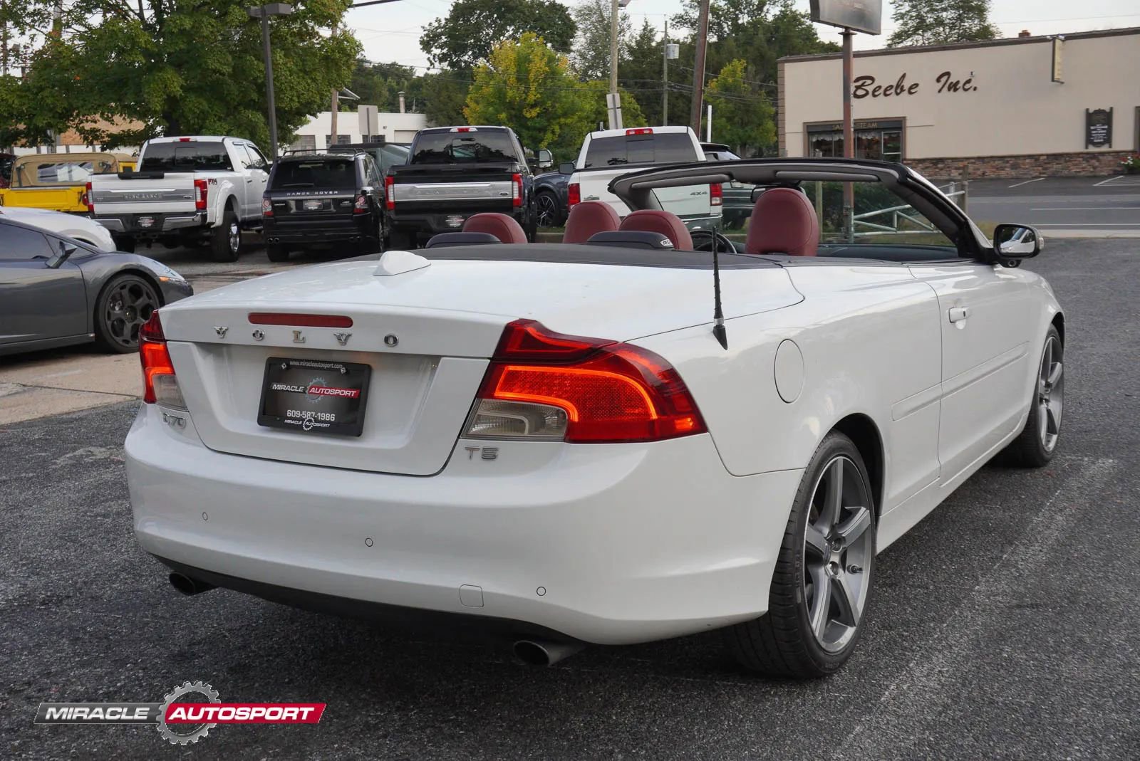 Used 2012 Volvo C70 T5 w/ Dynamic Trim Pkg image 7