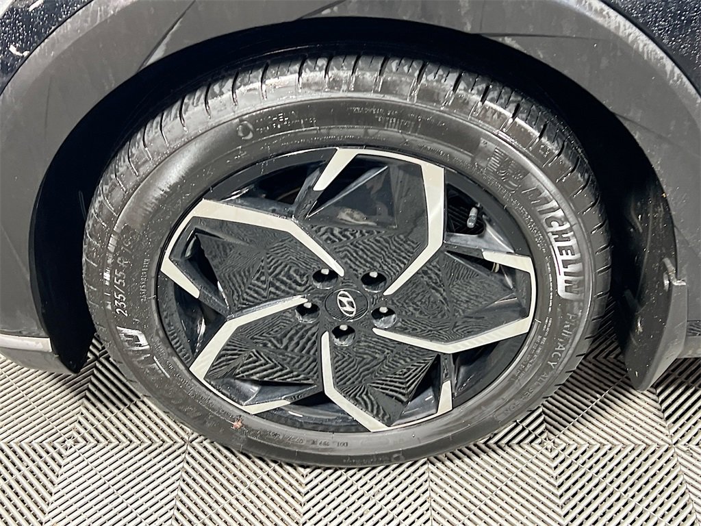 Used 2023 Hyundai Ioniq 5 SE image 28