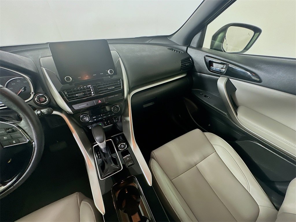 Used 2024 Mitsubishi Eclipse Cross SEL image 11