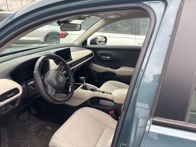 Used 2024 Honda HR-V LX image 2