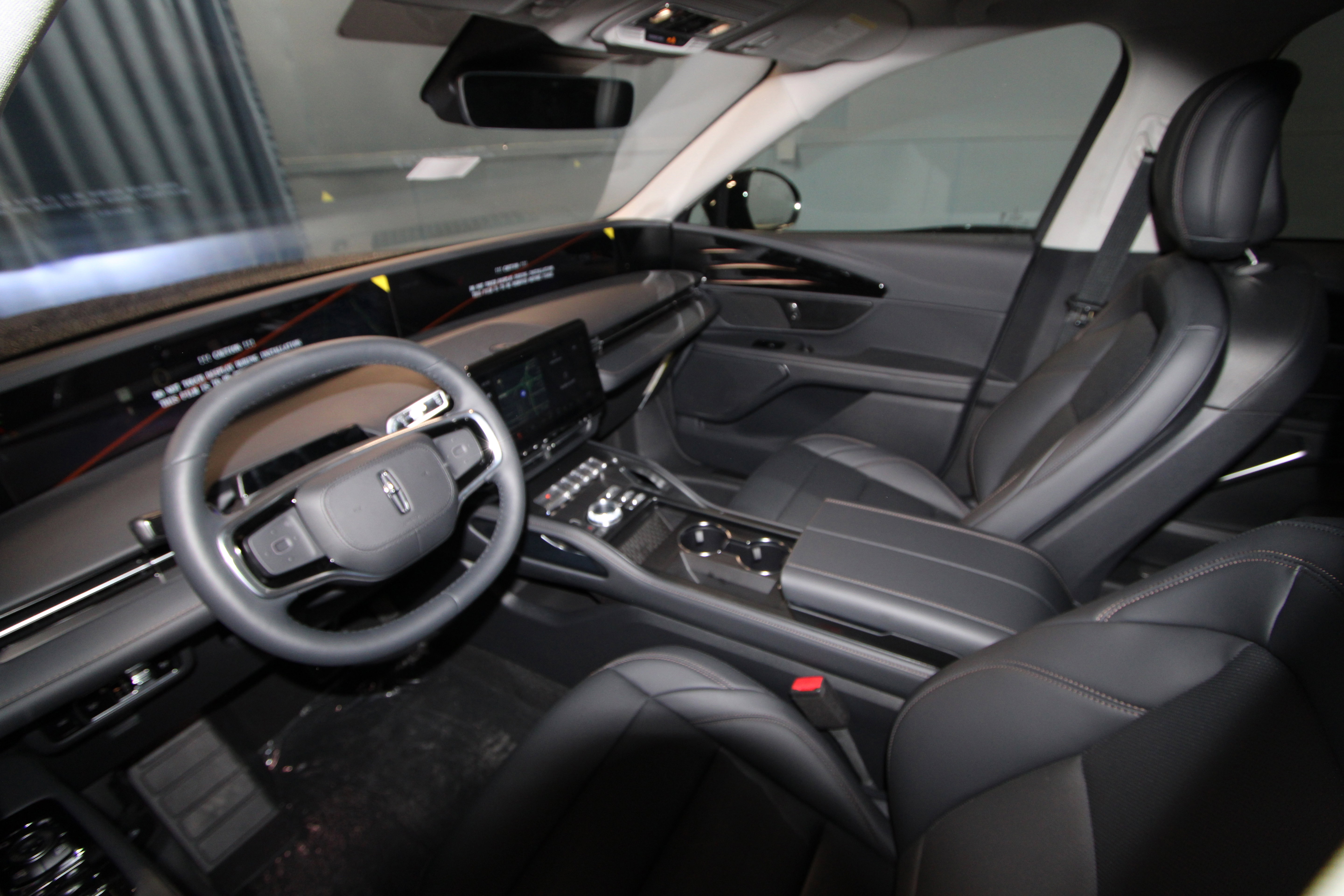 New 2026 Lincoln Nautilus Premier image 2