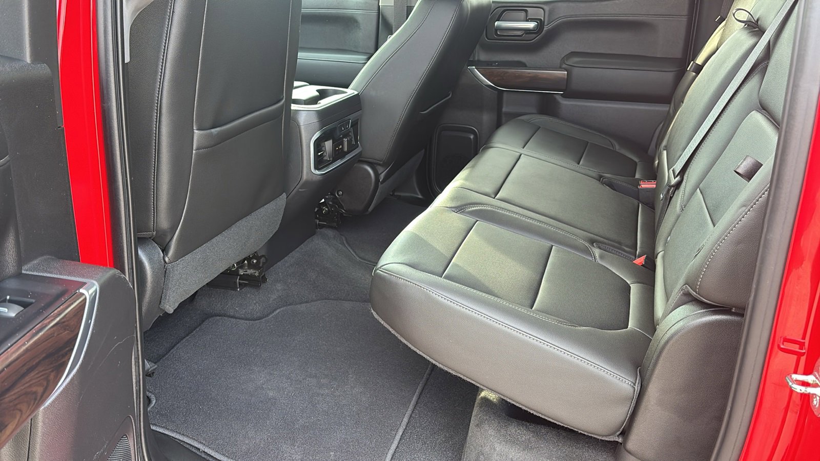 Used 2020 GMC Sierra 1500 SLT w/ SLT Premium Package image 27