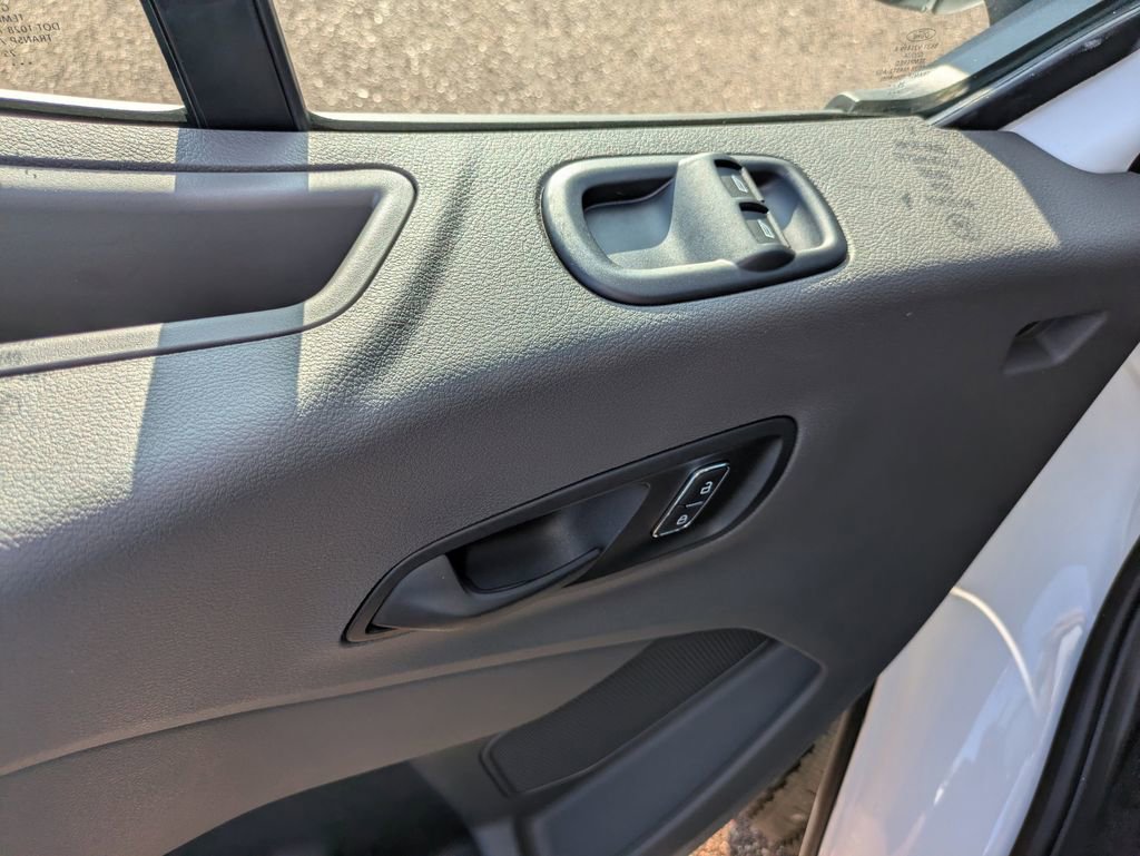 New 2026 Ford Transit 250 148 Medium Roof RWD image 8