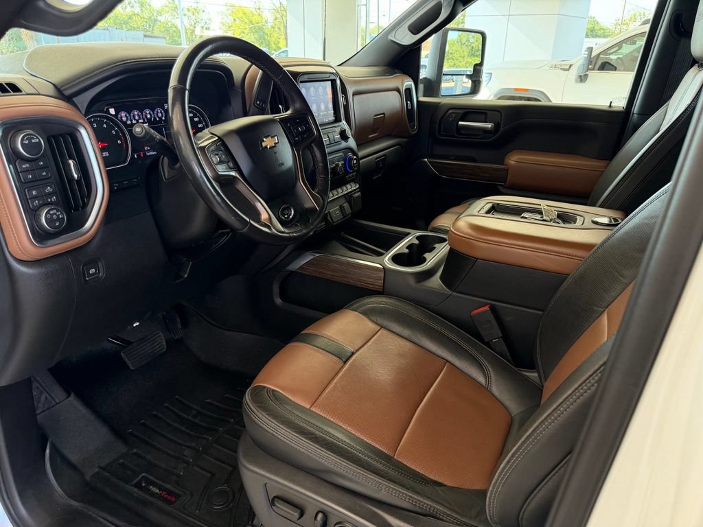 Used 2020 Chevrolet Silverado 3500 High Country w/ Z71 Off-Road Package AWD/4WD image 10