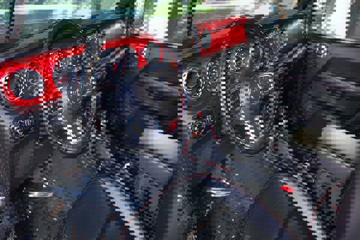 Used 2020 Jeep Wrangler Unlimited Rubicon image 18