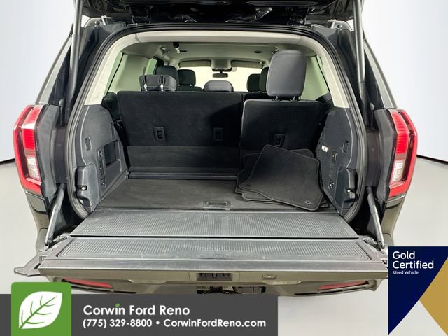 Certified 2025 Ford Expedition Active image 28