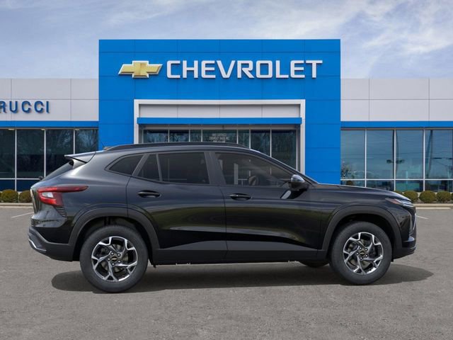 New 2026 Chevrolet Trax LT w/ Driver Confidence Package FWD image 5
