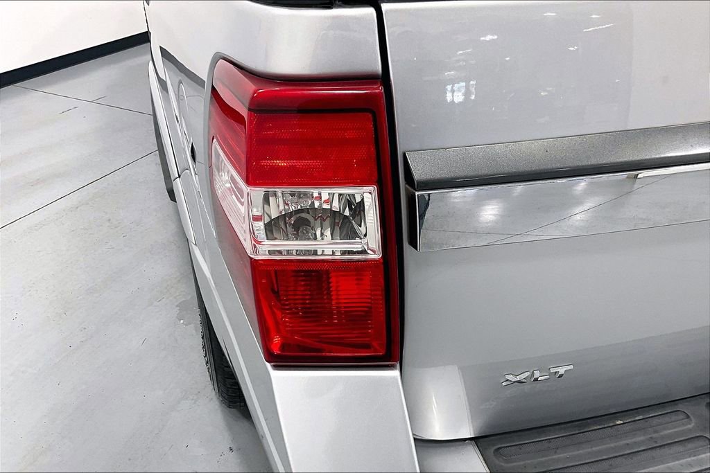 Used 2015 Ford Expedition XLT RWD image 29