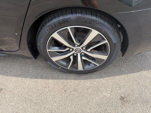 Used 2020 Nissan Maxima 3.5 SV w/ Floor Mat Group FWD image 44