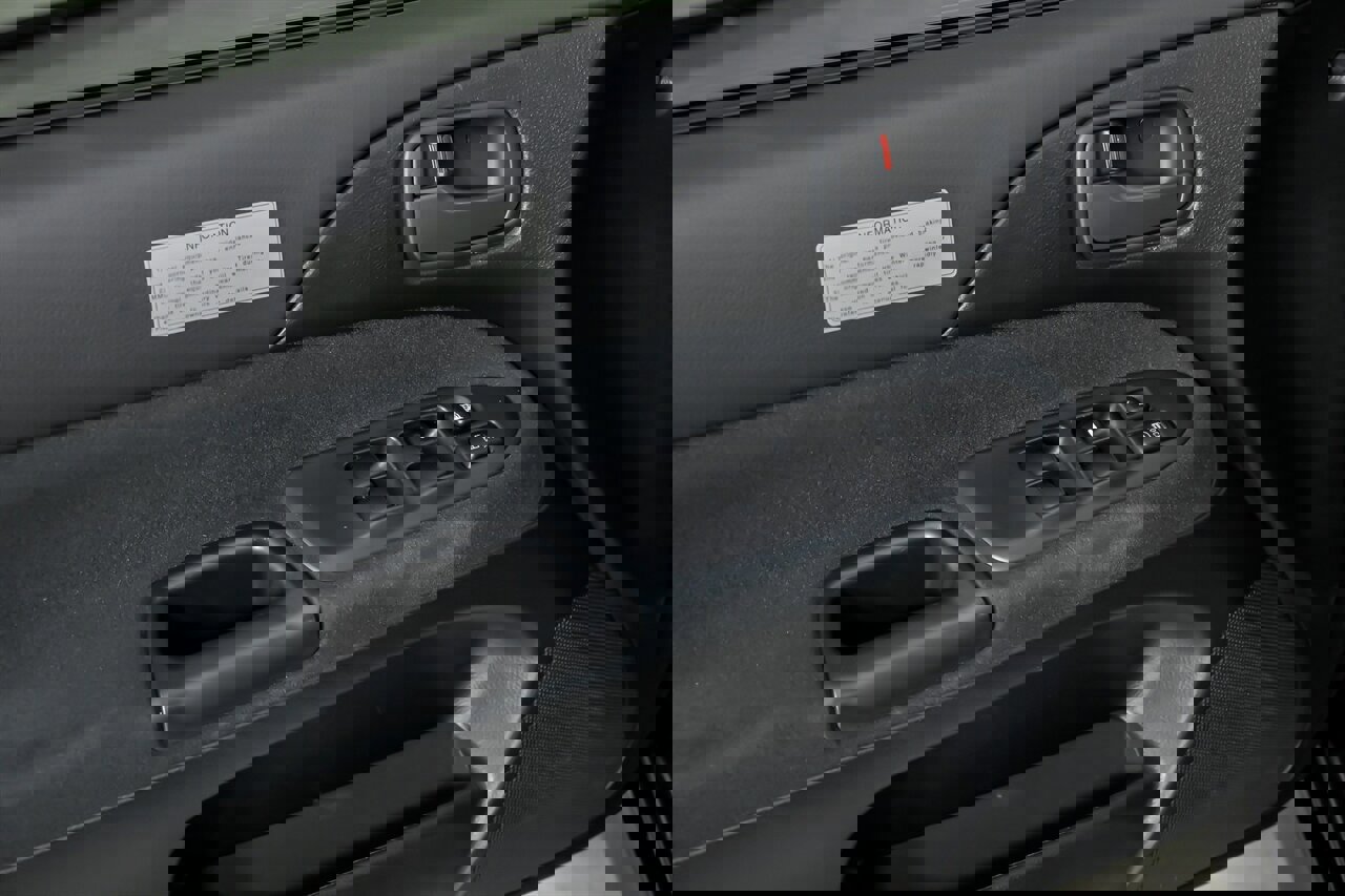 Used 2003 Mitsubishi Lancer Evolution image 18