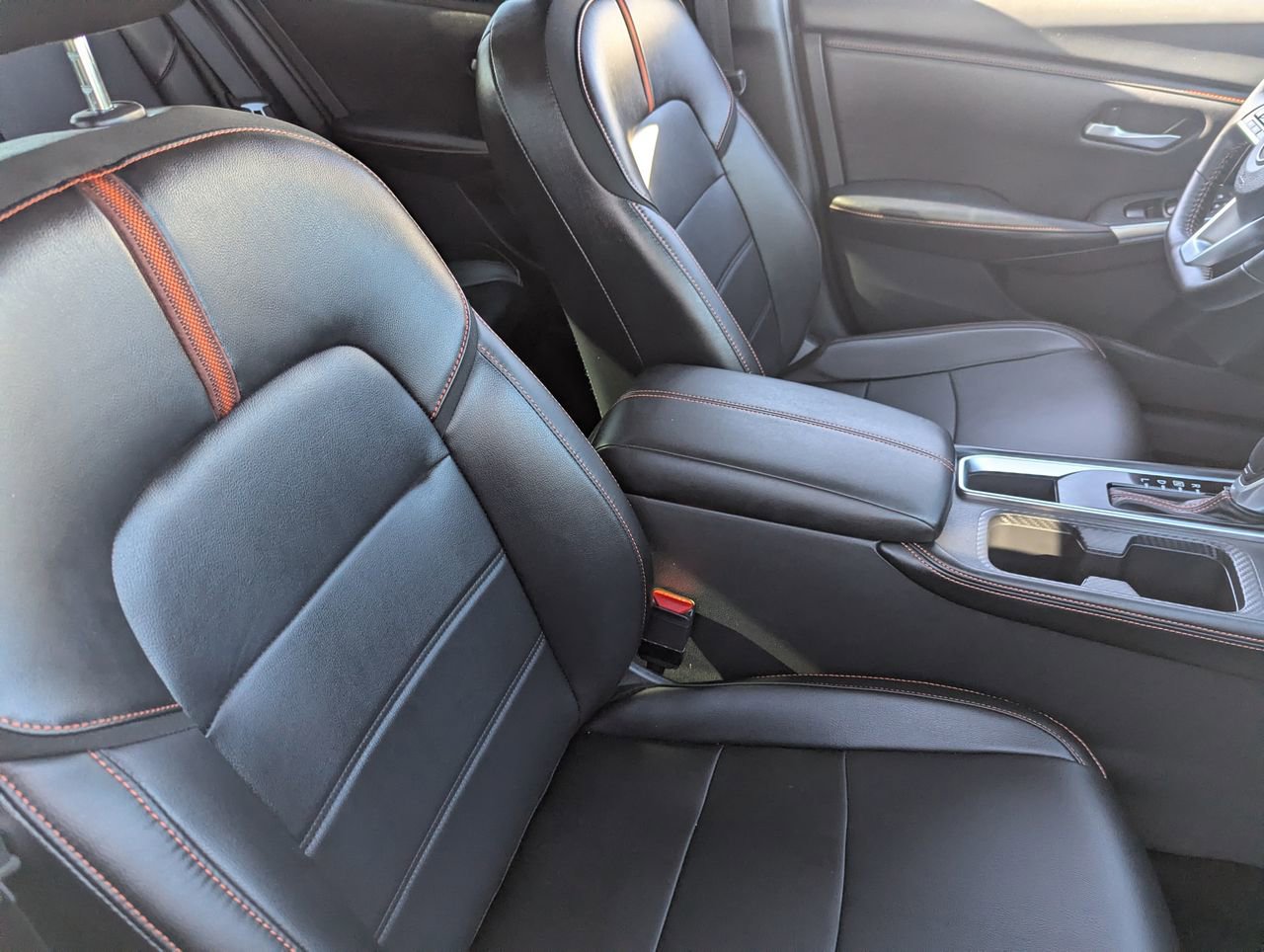 Certified 2025 Nissan Sentra SR w/ SR Premium Package image 11