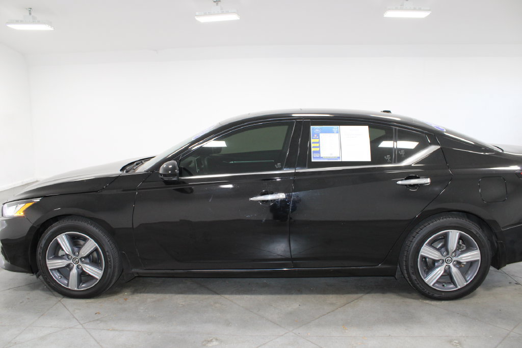 Used 2021 Nissan Altima 2.5 SL FWD image 6
