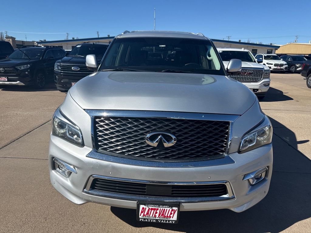 Used 2015 INFINITI QX80 Luxe w/ 22" Wheel Package image 2