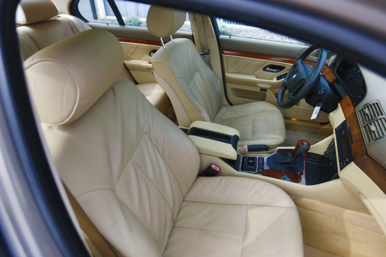 Used 2002 BMW 525i Sedan image 20