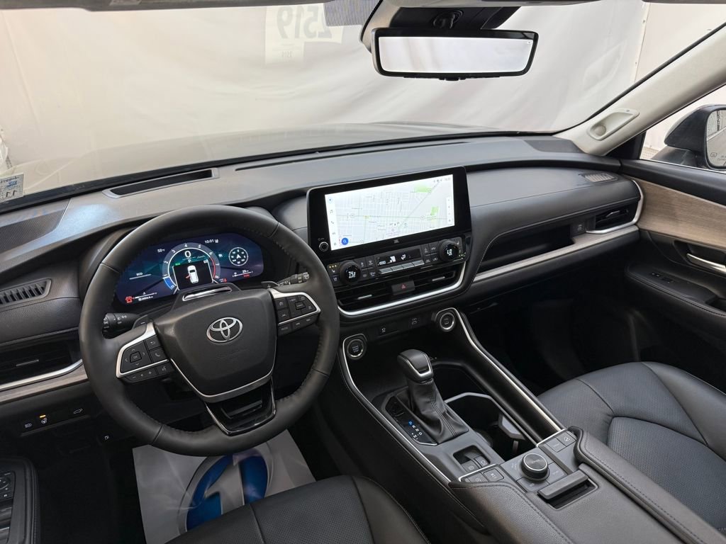 Certified 2026 Toyota Grand Highlander Platinum image 12