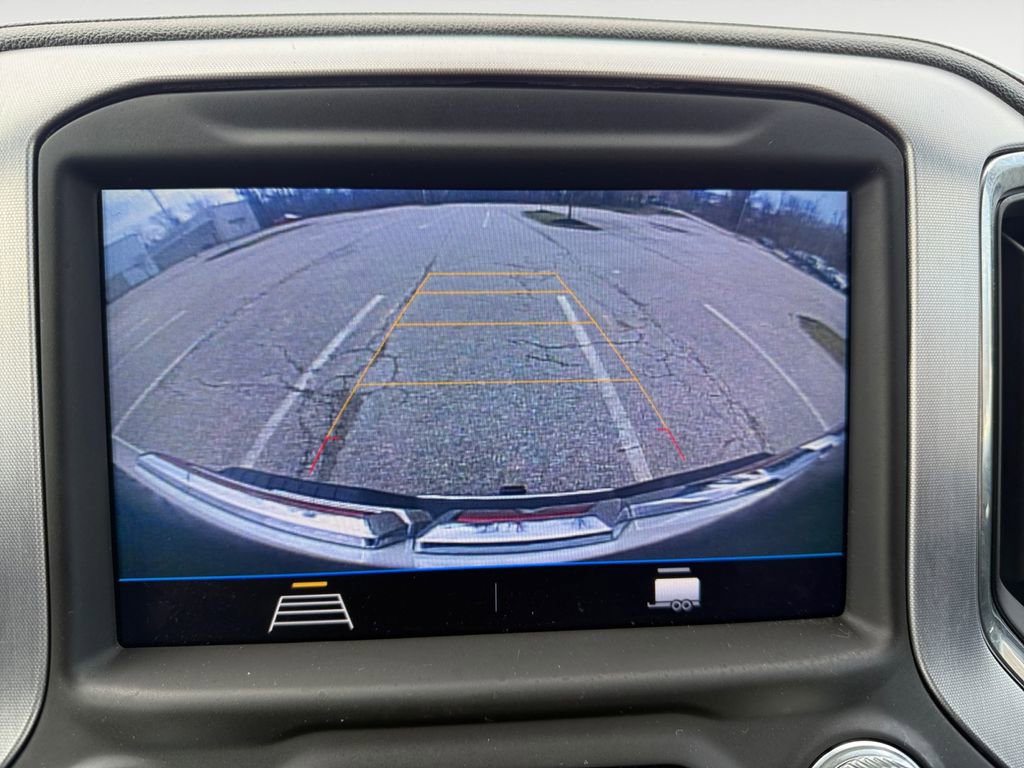 Used 2023 GMC Sierra 2500 SLE w/ SLE Value Package; image 17