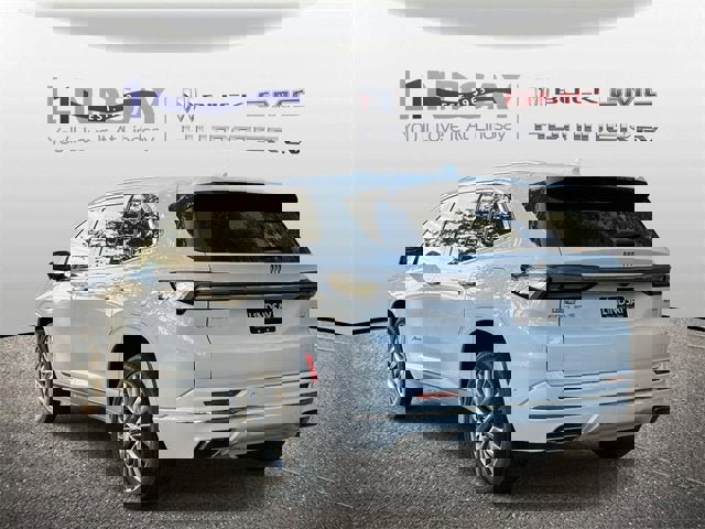 New 2026 Buick Enclave Avenir w/ Super Cruise Package image 4