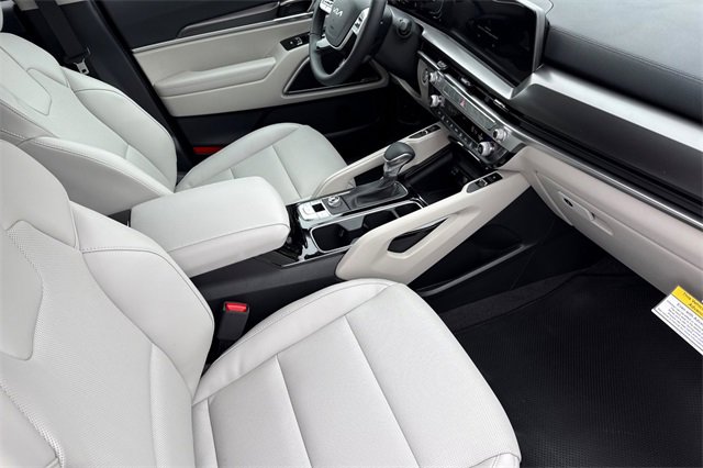 New 2025 Kia Telluride S image 19