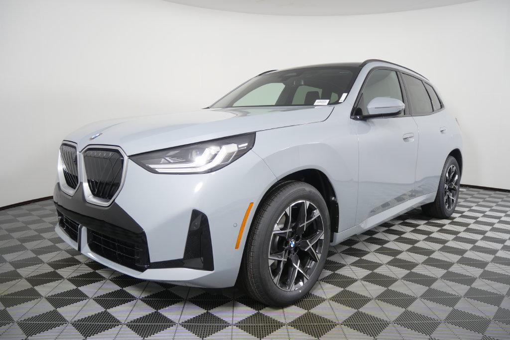 New 2026 BMW X3 xDrive30i AWD/4WD image 8