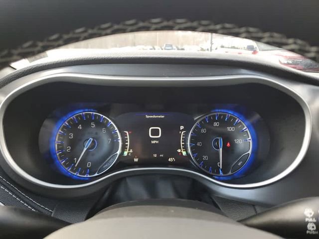 New 2026 Chrysler Pacifica Select FWD image 24