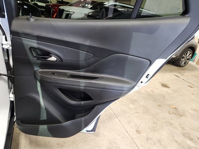 Used 2022 Buick Encore Preferred w/ Safety Package image 30