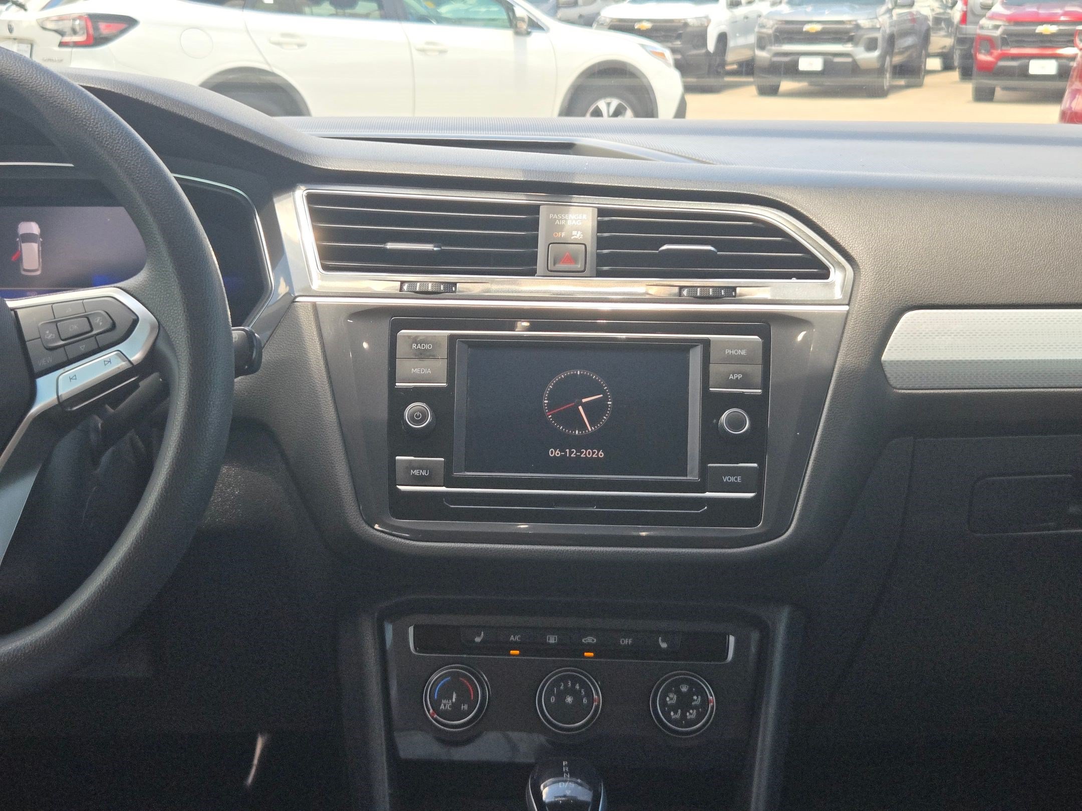 Used 2022 Volkswagen Tiguan S FWD image 16