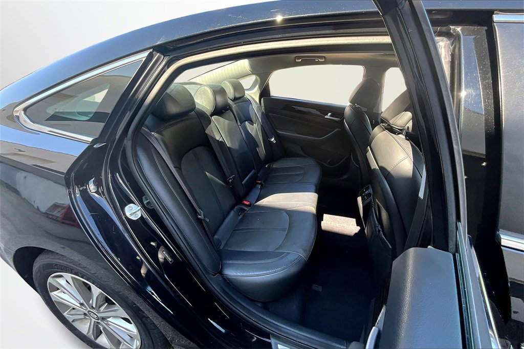 Used 2016 Hyundai Sonata Limited w/ Cargo Package image 25