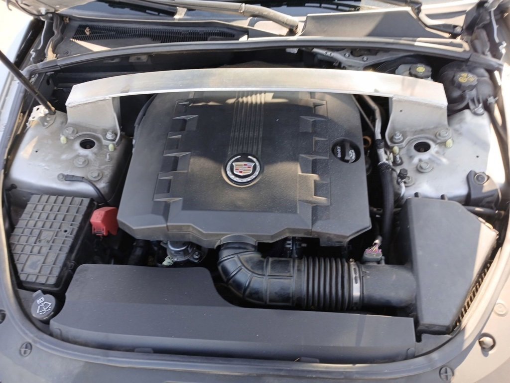 Used 2010 Cadillac CTS Luxury image 12